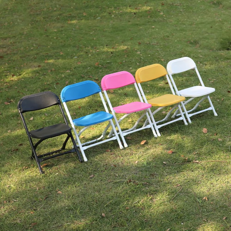 Outdoor Furniture Metal Chairs - 卸売スチールプラスチック製子供用ウェディングガーデン折りたたみ椅子