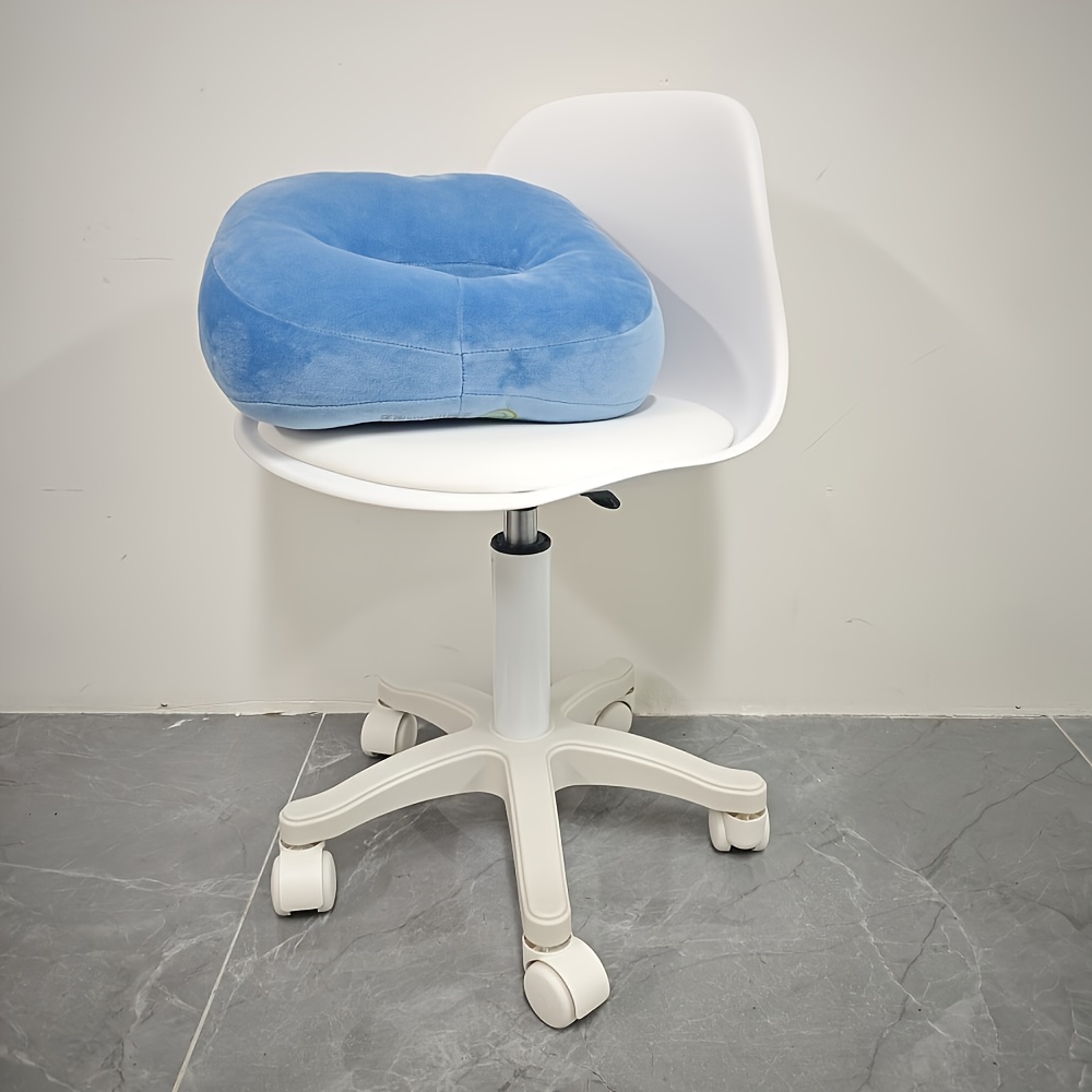 耐荷重136.08kgのローラースツール：背もたれ付き回転椅 - Outdoor Furniture Metal Chairs のレビューと価格