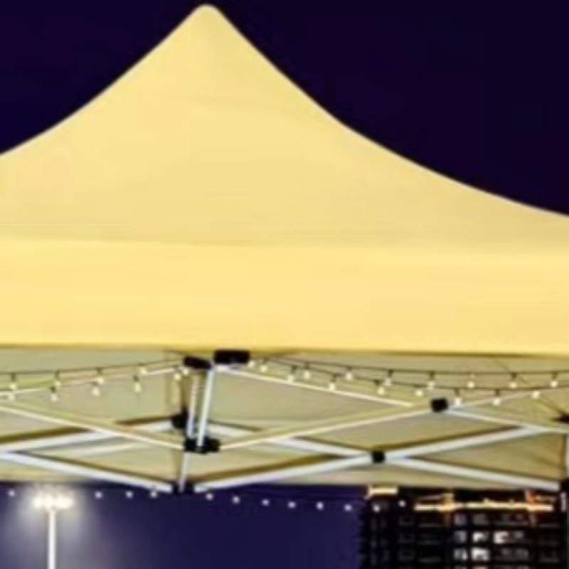 モダンデザインの雨よけシェルターは、一年中常に機能する日よけ - Outdoor Furniture Year Round のレビューと価格